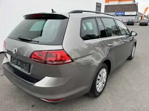 Volkswagen Golf Highline BMT| AUTOMATIK| PANO| STANDHEIZUNG Bild 5