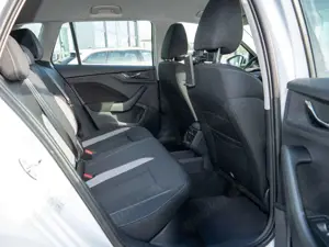 Skoda Kamiq 1.5 TSI Tour PDC NAVI ACC LED Bild 4