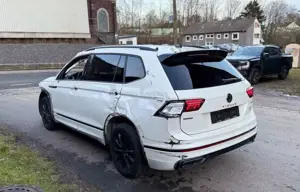 Volkswagen Tiguan Allspace 2.0 TDI R-Line 4Motion Automatik Bild 2