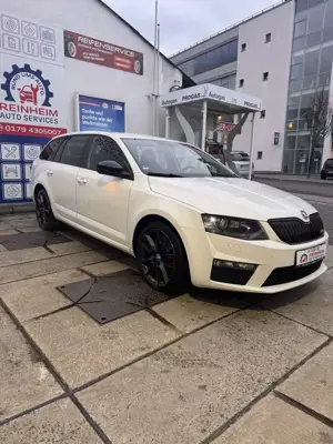 Skoda Octavia Octavia III Combi Diesel Combi 2.0 (Green tec) RS Bild 2
