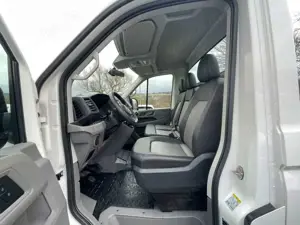 Volkswagen Crafter Pritsche 35 2.0 TDI MR FWD AHK DAB 3-Sit Bild 5
