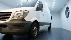 Mercedes-Benz Sprinter II Kasten 318/319 CDI Bild 4