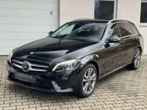 Mercedes-Benz C 220 d T 4Matic Avantgarde/MultiBeam/Navi/