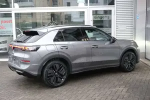 Volkswagen T-Roc 1.5 eTSI DSG R-Line AHK Matrix Black Paket Easy... Bild 5