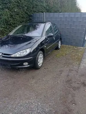Peugeot 206 206  5-Türer 75 Grand Filou
