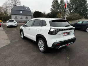 Suzuki SX4 S-Cross Comfort Hybrid Bild 3