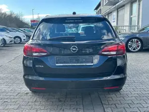 Opel Astra K Sports Tourer Edition *PDC*Navi*Sitzheiz Bild 3