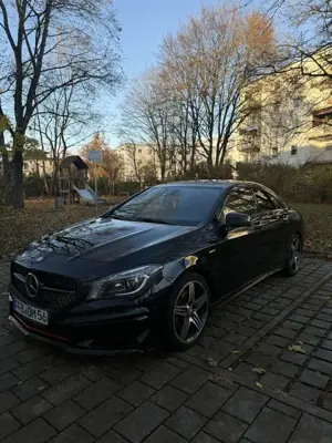 Mercedes-Benz CLA 250 Shooting Brake 7G-DCT AMG Line