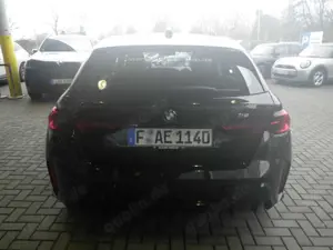 BMW 116 i Sportpaket AD Navi Digitales Cockpit LED Klimaau Bild 5