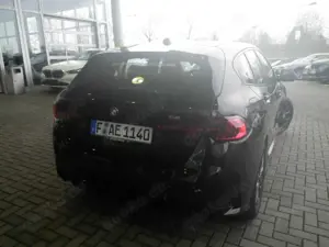 BMW 116 i Sportpaket AD Navi Digitales Cockpit LED Klimaau Bild 2