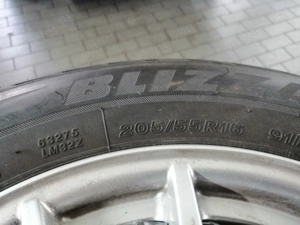 4 Bridgestone Blizzard Winterreifen 215 55 R16