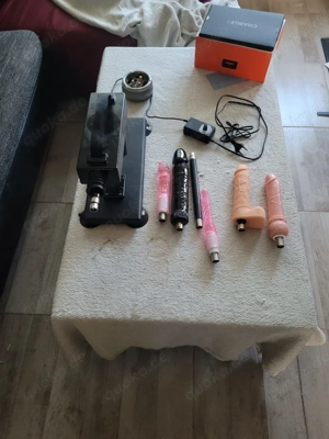 Ich suche Sie für meine Dildofickmaschine, bei mir in meiner Wohnung.