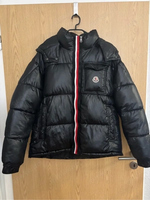 Montbeliard Moncler-Daunenjacke-Größe M 38-Unisex
