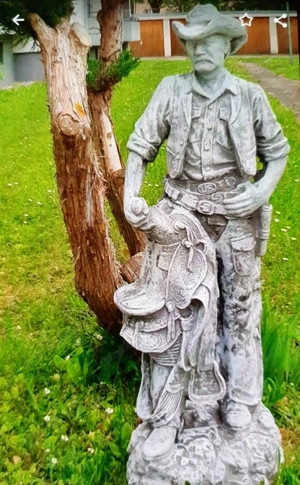Suche Cowboy aus Gussbeton 
