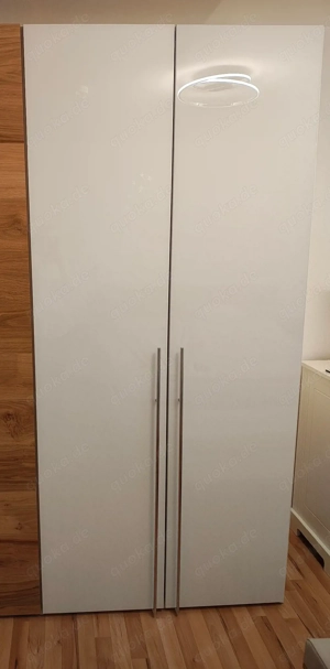 2 Türen vom Jutzler-Kleiderschrank-System
