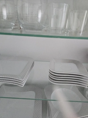 Geschirr set mit Gläser  Bild 3