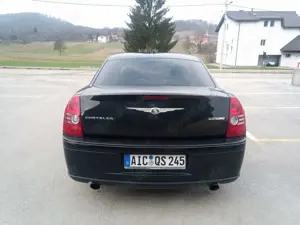 Chrysler 300 SRT 300C SRT8 V8 HEMI Bild 5