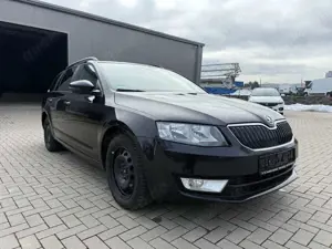 Skoda Octavia Combi Ambition 4x4 AHK Klimaautomatik