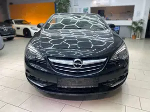 Opel Cascada 2.0 CDTI Innovation StandHzg LedLenkr. AHK Tempo P Bild 2