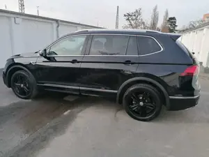 Volkswagen Tiguan Allspace Tiguan Allspace 2.0 TDI SCR 4Motion DSG R-Line Bild 3