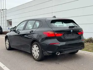 BMW 116 i Steptronic Limousine LiveCockpit|PDC|SHZ