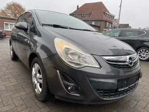 Opel Corsa Satellite-Klima- Tempomat