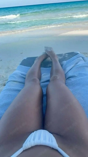 Hübsche junge Dame bereit für deutschen Spaß 