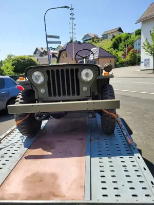 Oldtimer Willys CJ2A Bild 3