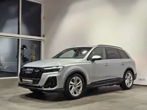 Audi Q7 45 TDI Black Edition 7.Sitz Matrix HuD 360" Bild 5