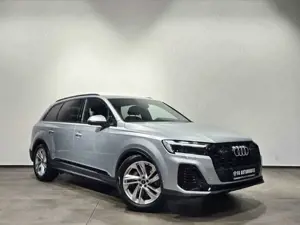 Audi Q7 45 TDI Black Edition 7.Sitz Matrix HuD 360" Bild 2
