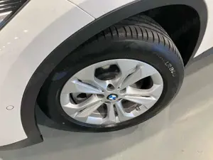 BMW X1 xDrive25e Advantage Automatik - Business-P/ PDC/ S Bild 2