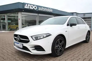 Mercedes-Benz A 250 e Edition 2020 + AMG-Line*NIGHT*AMBIENTE*