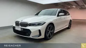 BMW 320 i A Tou