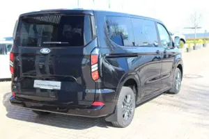 Ford Tourneo Custom Titanium 2.0 Ecoblue Bild 3