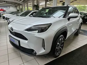 Toyota Yaris Cross Hybrid Team DK Sitzheizung Lenkradheizung