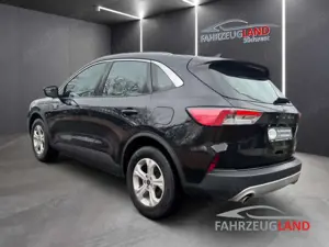 Ford Kuga Cool  Connect Navi Klimaautomatik LM 17'' Sync 3 Bild 4