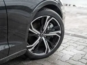 Volvo V60 T6 AWD Plus Dark Bild 5