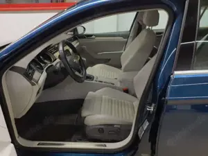 Volkswagen Passat Passat Variant 4M Elegance LEDER AHK STH Bild 3