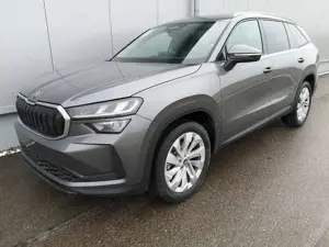Skoda Kodiaq 2.0 TDI 4x4 Selection 7 Sitzer AHK Navi Kamera