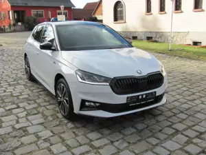 Skoda Fabia 1.0l TSI DSG 81 kW MONTE CARLO LED SHZ PDC Bild 2