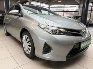 Toyota Auris Bild 3