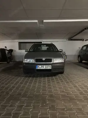 Skoda Octavia 2.0 Combi Ambiente
