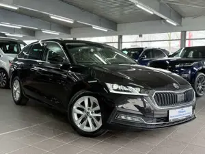 Skoda Octavia 2.0 TDI Combi First Edition VIELE PAKETE