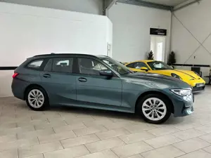 BMW 330 330e Touring Aut. Navi*LED*HUD*AHK*1.Hand Bild 4