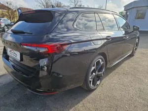 Skoda Superb Combi 1.5 TSI mHEV DSG Sportline NAVI AHK REARV... Bild 2