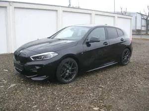 BMW 118 118 i M Sportpaket-Navi-Klima-Kamera-Teilleder
