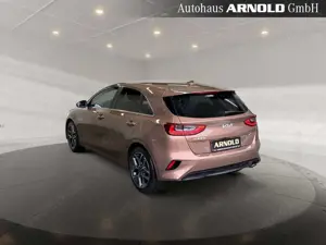 Kia Ceed / cee'd Ceed 1.5 T-GDI Platinum Sitzluft Memory LED Navi Bild 3