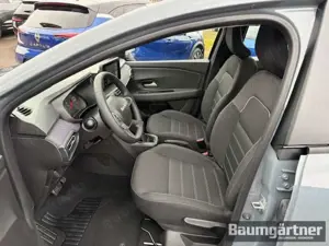 Dacia Sandero Expression TCe 90 Automatik Winter-Paket Bild 5
