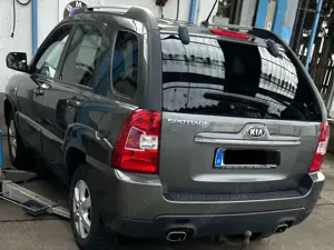 Kia Sportage 2.0 EX 2WD TÜV Neu Febr.2028!