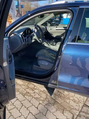 Porsche Cayenne Cayenne S Diesel Tiptronic S Bild 2